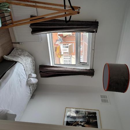 Wavertree Drive 3 Bed Contractor Home In Leicester Exterior foto
