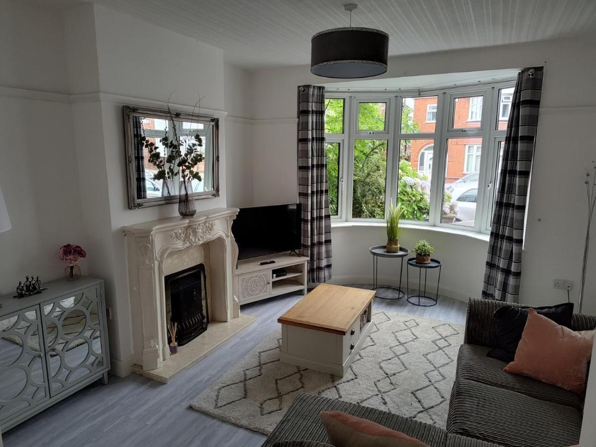 Wavertree Drive 3 Bed Contractor Home In Leicester Exterior foto